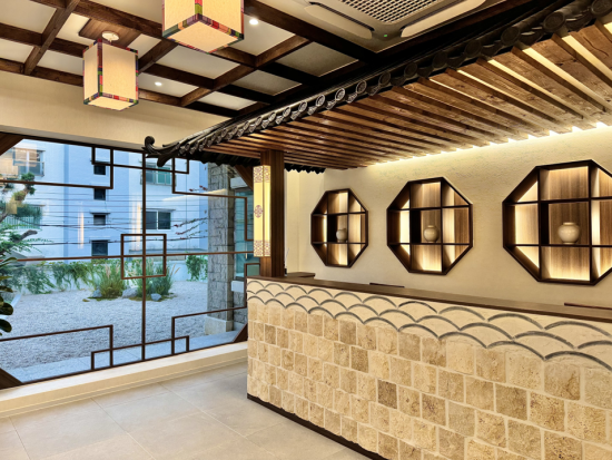 THE SEOL:HA「ザ・ソルハ」韓屋スタイルの一軒家スパでご褒美エステ体験＜日本語OK／弘大入口駅または望遠駅＞