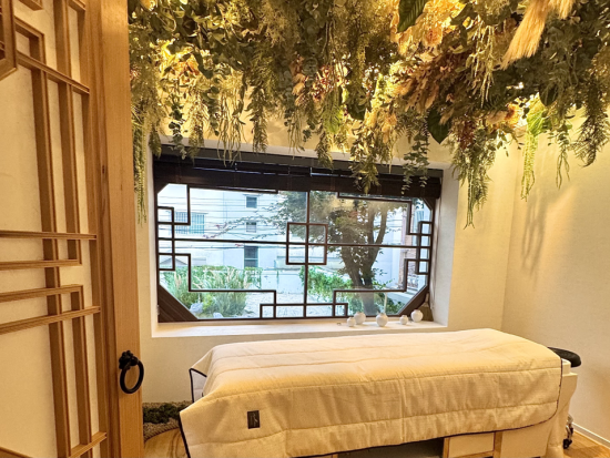 THE SEOL:HA「ザ・ソルハ」ヘッドスパメニュー　韓屋スタイルの一軒家スパ＜日本語OK／弘大入口駅または望遠駅＞