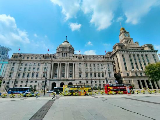 中山东一路外滩白天1