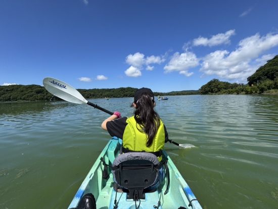 網走湖 カヤック体験＆対岸の呼人半島に上陸＆散策！野鳥も飛び交う大自然の中の遊歩道散歩＜地元産ドリンク付／4～11月／2～2時間半／網走市＞by コネクトリップ