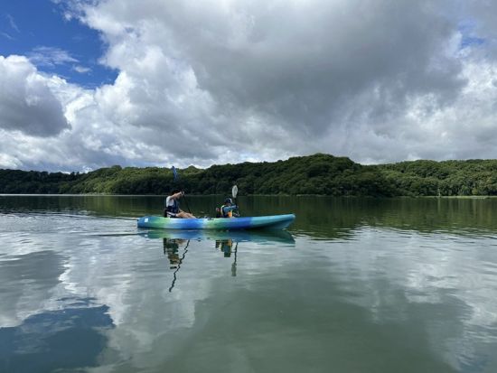 網走湖 カヤック体験＆対岸の呼人半島に上陸＆散策！野鳥も飛び交う大自然の中の遊歩道散歩＜地元産ドリンク付／4～11月／2～2時間半／網走市＞by コネクトリップ
