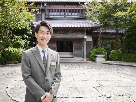 【徳島】登録有形文化財・旧樫野家住宅で珍しい「つまもの」採取体験と庭園散策 二十四節気料理をランチで堪能！＜ランチ付 / 午前半日＞