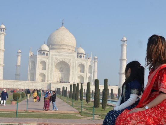 【貸切チャーター】デリー発アグラ 日帰り観光！日本語アシスタント選択可＜専用車／英語ドライバー／高速代＆駐車場代込／ホテル送迎＞ *車1台あたり料金