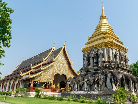 チェンマイ寺院巡りツアー　プラシン寺院＋チェディルアン＋ウモーン寺院など人気5大寺院をご案内＜半日／午前or午後／日本語ガイド＞