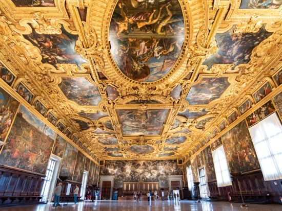 ベネチア二大傑作ツアー ドゥカーレ宮殿＆サンマルコ寺院 優先入場で楽しむ少人数制ツアー＜英語／2.5時間＞＊お申し込みと同時に即予約確定