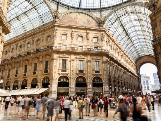 Galleria_Vittorio_Emanuele2_shutterstock_243363556