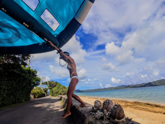 奄美大島ウイングフォイルツアー 奄美の海を飛ぶように走る体験！初心者も大歓迎＜午前または午後／約2時間／龍郷町＞ by Maze奄美