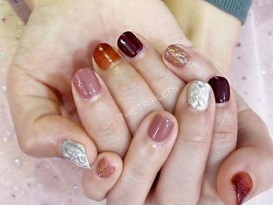 トリプレッツカフェ・ネイルバー「The Triplets Cafe X Nail Bar」カフェ併設のおしゃれサロンでジェルネイル＆ケア＜トンロー駅徒歩3分＞