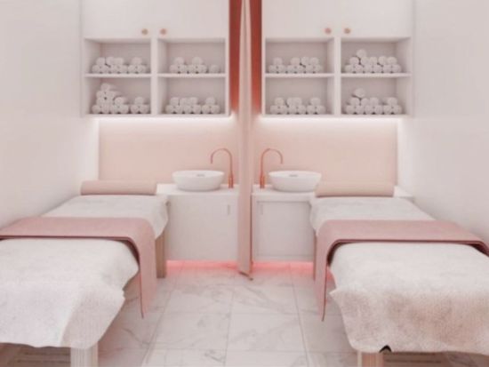 グロウルーム「GLOW ROOM Beauty & Bubble Bar」レインヒルモール内のサロンでジェルネイル＆ケア＜トンロー駅またはプロンポン駅＞