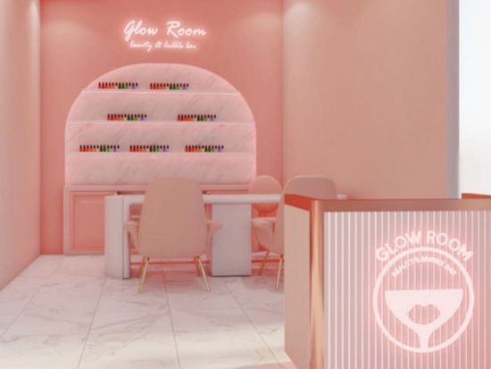 グロウルーム「GLOW ROOM Beauty & Bubble Bar」レインヒルモール内のサロンでジェルネイル＆ケア＜トンロー駅またはプロンポン駅＞