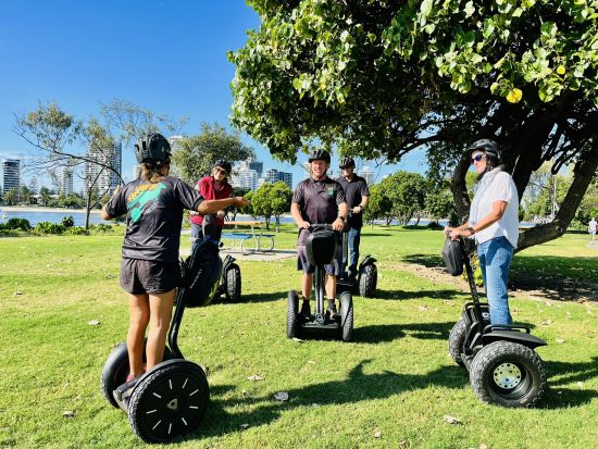セグウェイツアー　サウスバンクやカンガルーポイントなどブリスベンの絶景をめぐる！朝・夕方発など選べるプラン＜2～2.5時間／英語ガイド／ブリスベン発＞