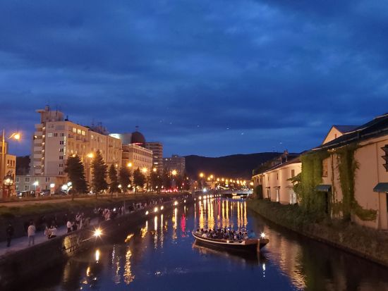 札幌行き日帰りバスツアー 小樽立ち寄り観光付き＜午後／新千歳空港発 ＞