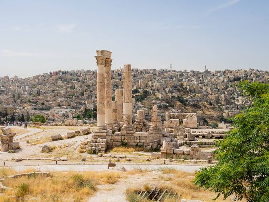Jordan_Amman_Citadel_shutterstock_1437376949