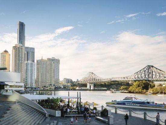 ブリスベン市内＆タンボリンマウンテン ホップオン ホップオフ バスツアー　乗り降り自由な快適バス旅で街や自然、ワイナリーなどを満喫！＜ブリスベン発＞