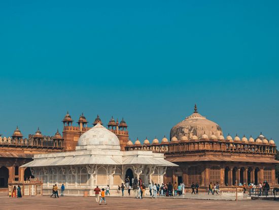 KIZUNA INDO TRAVELS LLP