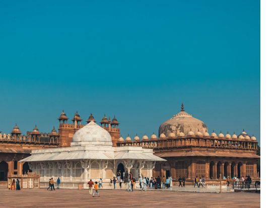 【貸切チャーター】デリー発アーグラ 2日間！日本語アシスタント選択可＜専用車／英語ドライバー／高速代＆駐車場代込／ホテル送迎＞ *車1台あたり料金