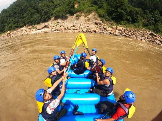 【貸切チャーター】デリー→リシケシ→ハリドゥワール 2日間！日本語アシスタント選択可＜専用車／英語ドライバー／高速代＆駐車場代込／ホテル送迎＞ *車1台あたり料