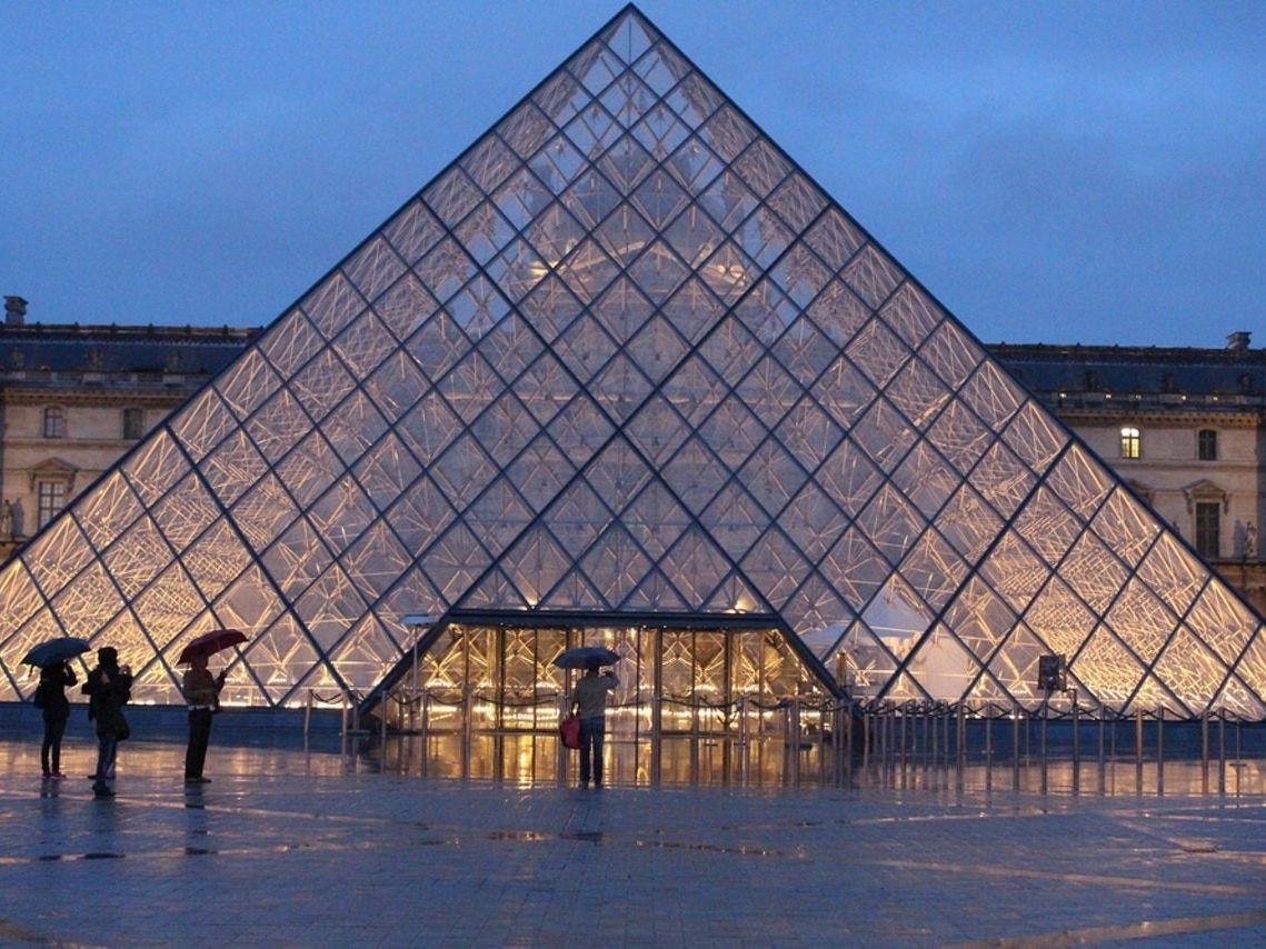 ルーブル美術館 優先入場チケット 事前予約手配 | フランス（パリ