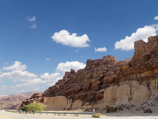 Jordan_Wadi Al Mujib_pixta_17481575_M