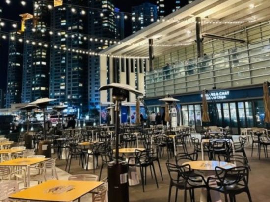 釜山の夜景を満喫！ナイトツアー　広安里ビーチ＋マリンシティ＋The Bay101で美食と光の絶景満喫＜日本語ガイド／ケミチプのナッコプセ夕食付き／送迎あり＞