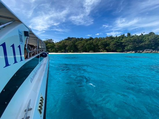 20. Similan Island Snorkeling Tour with lunch by speed boat private pier (14)
