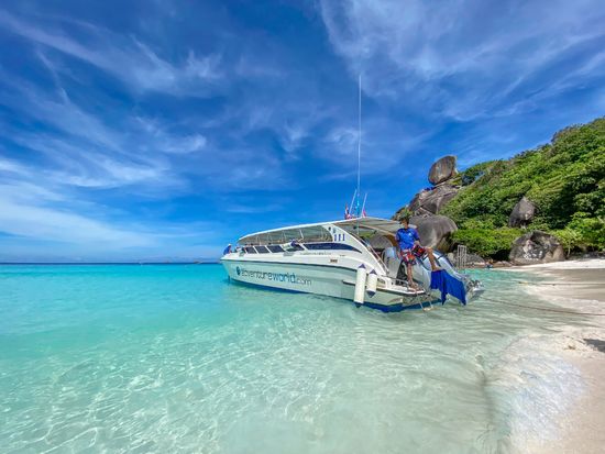 20. Similan Island Snorkeling Tour with lunch by speed boat private pier (70)