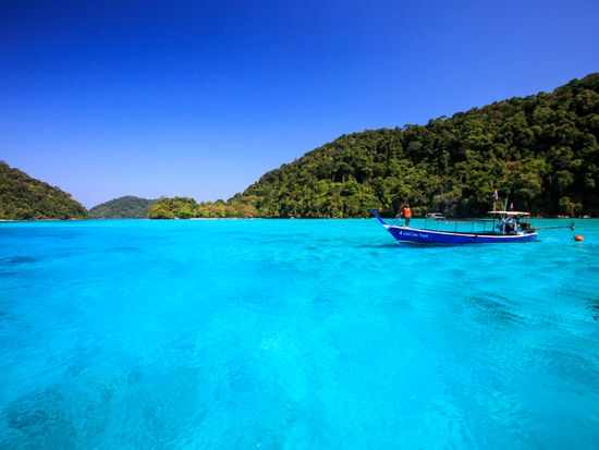 Surin Island Snorkeling Tour with lunch by speed boat (3)