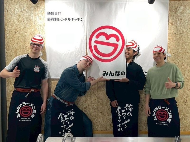 8L7PB_af3058f9-9a95-4652-a1ae-5bb32514df01