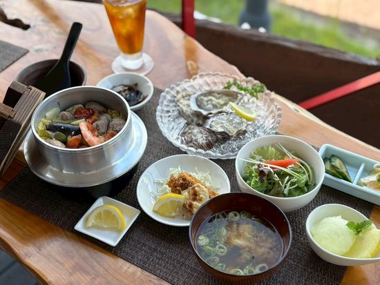 LINE_ALBUM_ランチクルーズ宣材写真_251007_25