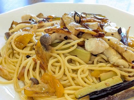 LINE_ALBUM_ランチクルーズ宣材写真_251011_84