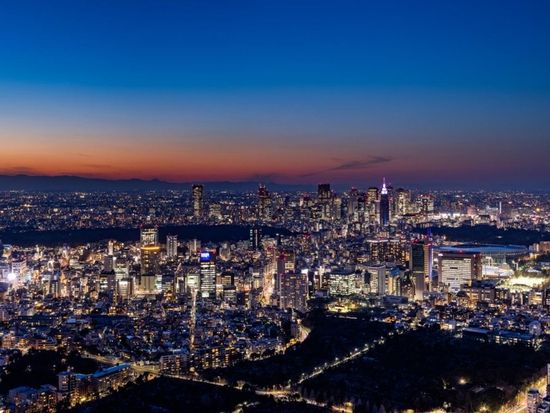 UB49E_29593646-4f6a-4364-a1b7-49 (1)