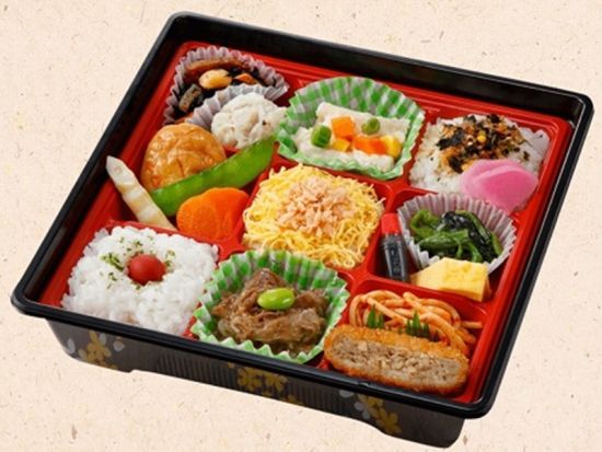 札幌発日帰りバスツアー　静内二十間道路桜並木　圧巻の桜トンネルを90分満喫！＜札幌発着＞ by クラブツーリズム