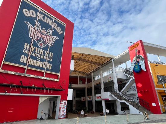 コザの街、映画の中を歩く旅＜コザ地区／沖縄市＞