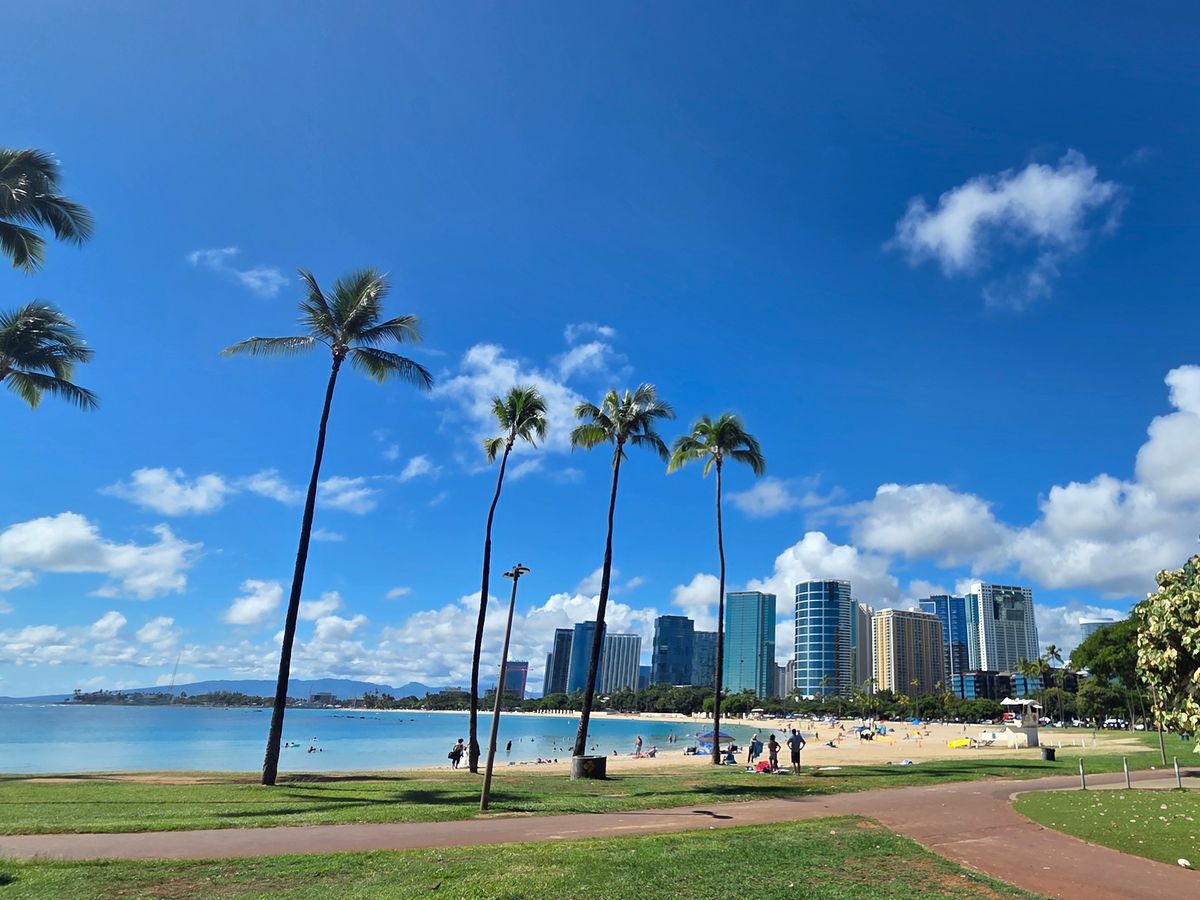 イオラニ宮殿 | オアフ島(ホノルル) 旅行の観光・オプショナルツアー