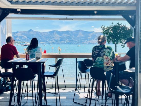 アカロア＆バンクス半島の絶景秘境めぐり