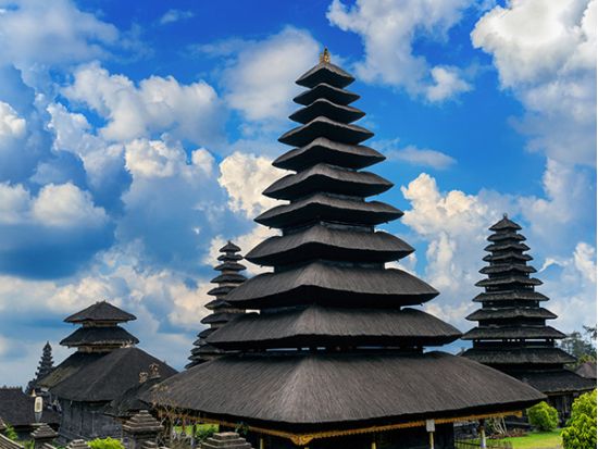 【沐浴（ムルカット）+ タナロット寺院 + タマンアユン寺院】聖なる沐浴で心身を清め、壮麗な夕焼けに染まる寺院«貸切/日本語ガイド/ホテル送迎/アレンジ自由»