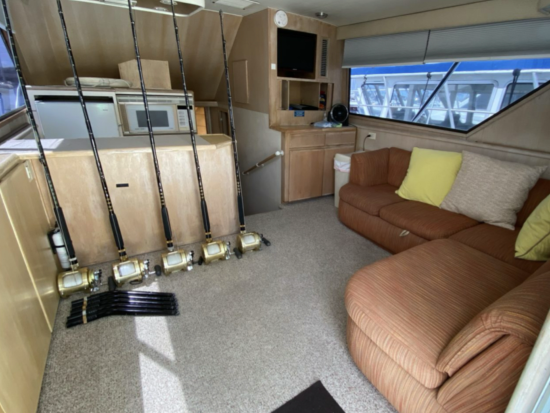 海釣り体験　貸切チャーターでマグロやカジキなどの大物を狙う！釣り用具付き＜貸切／4～8時間／ケワロ湾＞