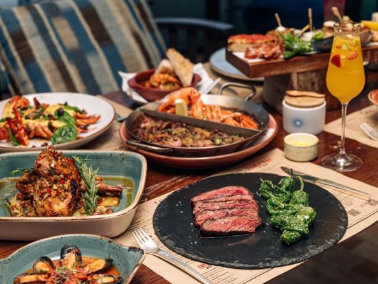 ウノ・マス「UNO MAS at Centara Grand Central World」事前予約　地中海の香り漂う絶品料理とパノラマ夜景ディナー