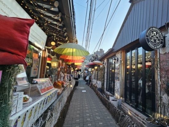 ソウルグルメツアー　広蔵市場のやみつきキンパとチヂミ＋韓屋カフェで伝統茶　チーズチュクミの夕食付きプランあり＜日本語ガイド＞