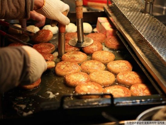 200014370_base_17592137947715