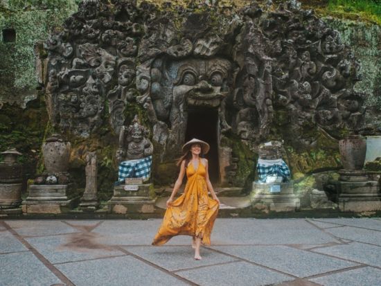 【バロンダンス + ティルタウンプル+テガラランライステラス】善悪が織りなす終わりなき物語、聖水の寺院、美しき棚田«貸切/日本語ガイド/ホテル送迎/アレンジ自由