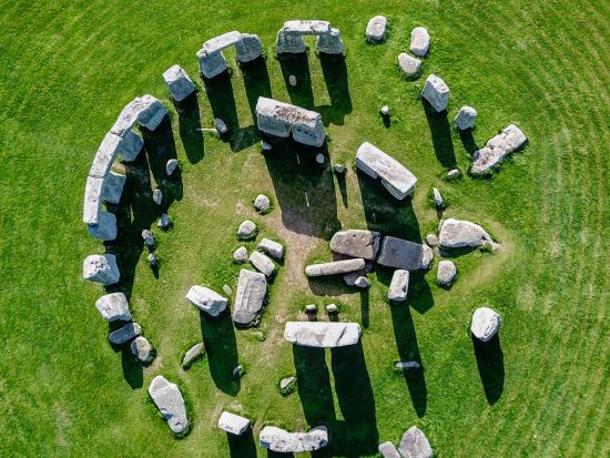 世界遺産ストーンヘンジ優先入場チケット＜日本語オーディオガイド付き＞＊申込と同時に即予約確定