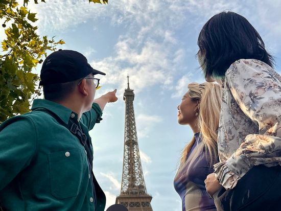 thetouringpandas_tour_eiffel_point_summit