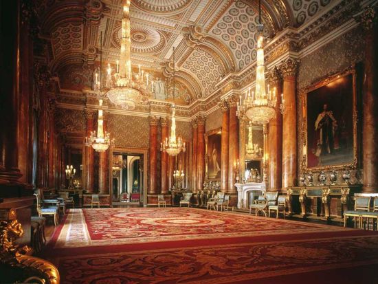 バッキンガム宮殿内部見学チケット＆アフタヌーンティー 車窓からロンドン観光できるアフタヌーンティーバスまたはレストランで楽しむ伝統スタイル＜7～9月＞