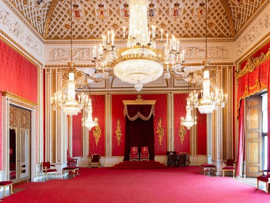 Interior - throne room