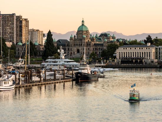 ビクトリア観光＆ブッチャート･ガーデン　クリスマス・イルミネーションツアー ＜12～1月／英語ガイド＞