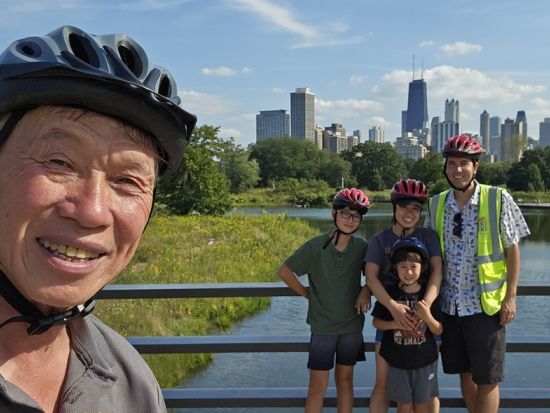 シカゴ自転車ツアー　レイクフロント周辺の見どころを巡るのんびりコース＜3時間／英語ガイド＞