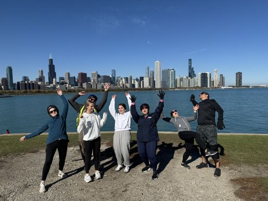 シカゴ自転車ツアー　ダウンタウン周辺の観光名所を巡る人気コース＜3時間／英語ガイド＞