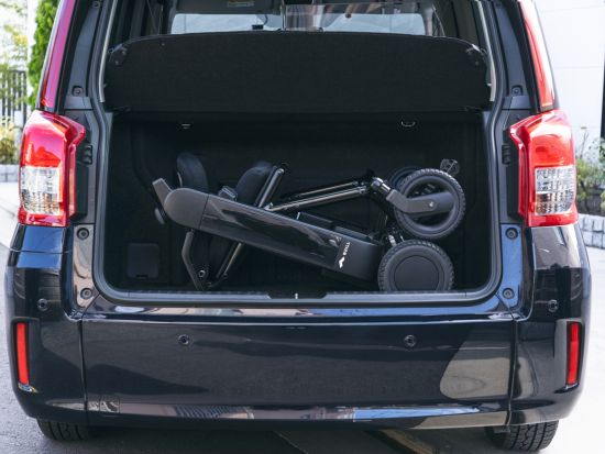 【成田空港】電動型車いすレンタルサービス　近距離移動モビリティMoVA アクセス抜群の第1ターミナル南ウイング1階