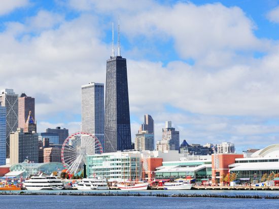 シカゴ自転車ツアー　ダウンタウン周辺の観光名所を巡る人気コース＜3時間／英語ガイド＞